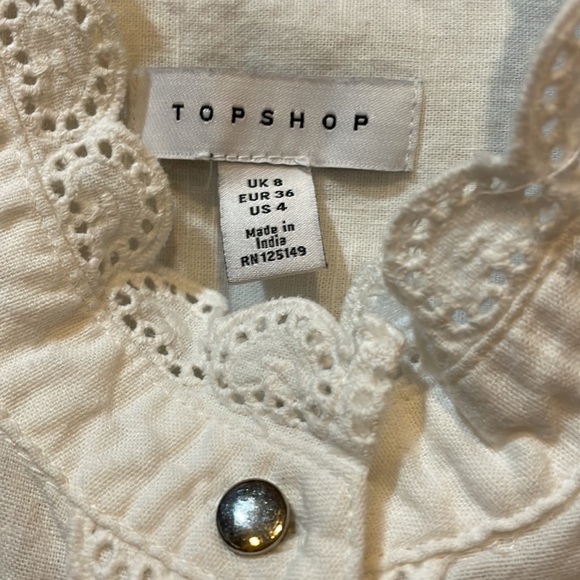 TopShop sz 4 Heart Eyelet Blouse - Picture 2 of 6